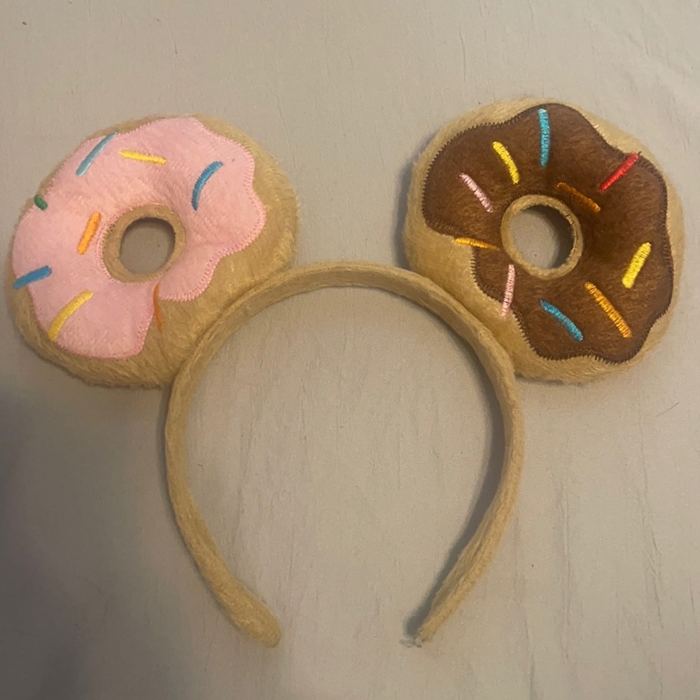 Minnie donut ears